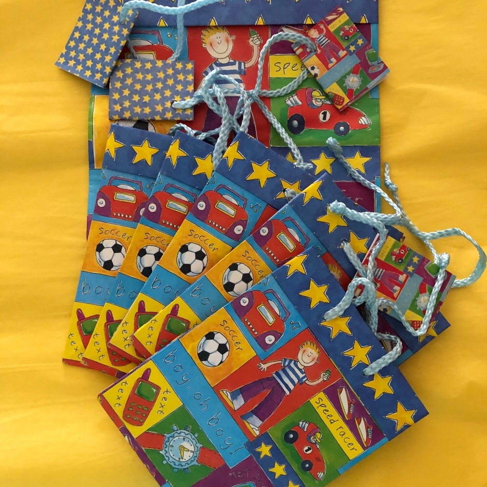 🎈FREE! Birthday Boy Gift Bags FREE!🎈
